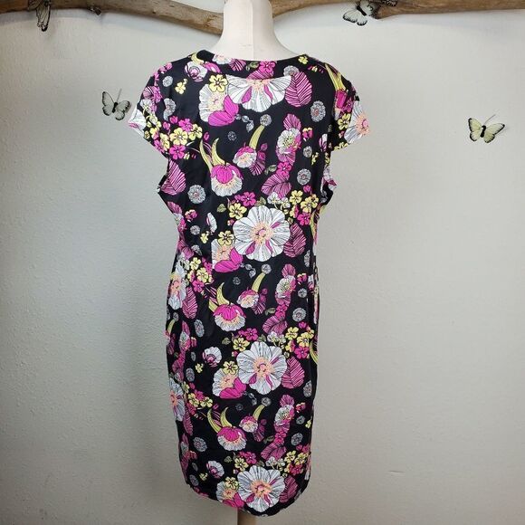 Sunsets and sweet tea floral shift dress - Picture 2 of 8